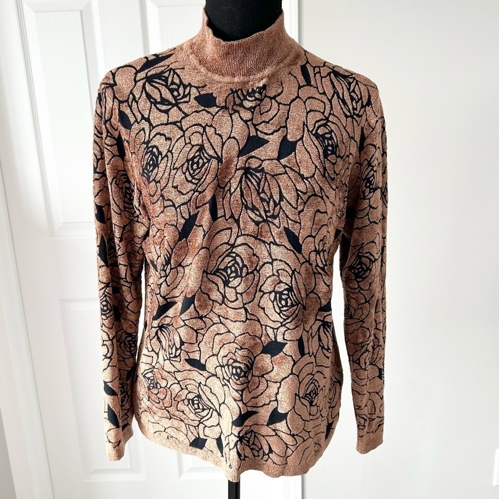 Vintage Tradition Roses  Print Soft High Neck Sweater
